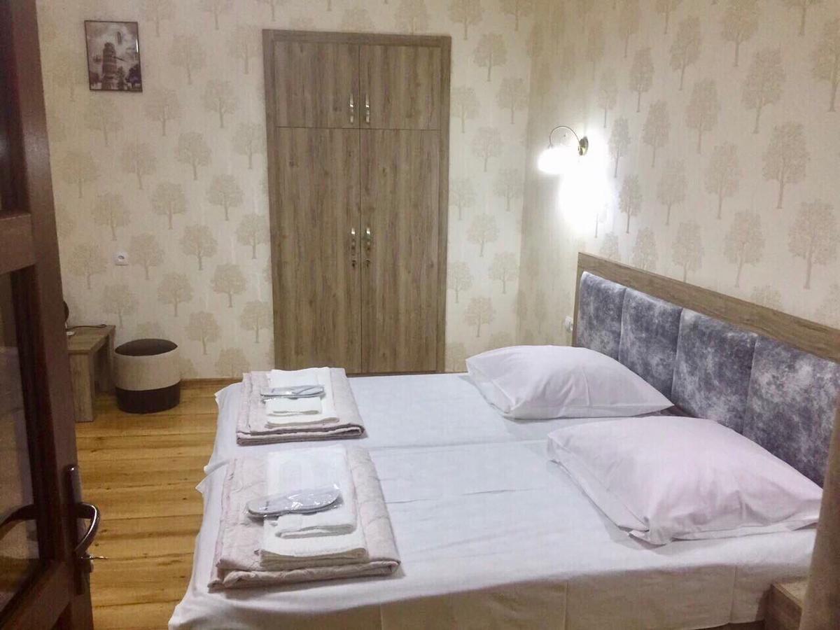 Guest House Rafael Tbilisi Eksteriør bilde