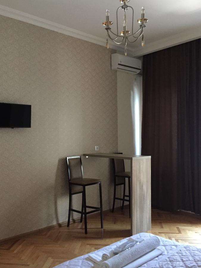 Guest House Rafael Tbilisi Eksteriør bilde